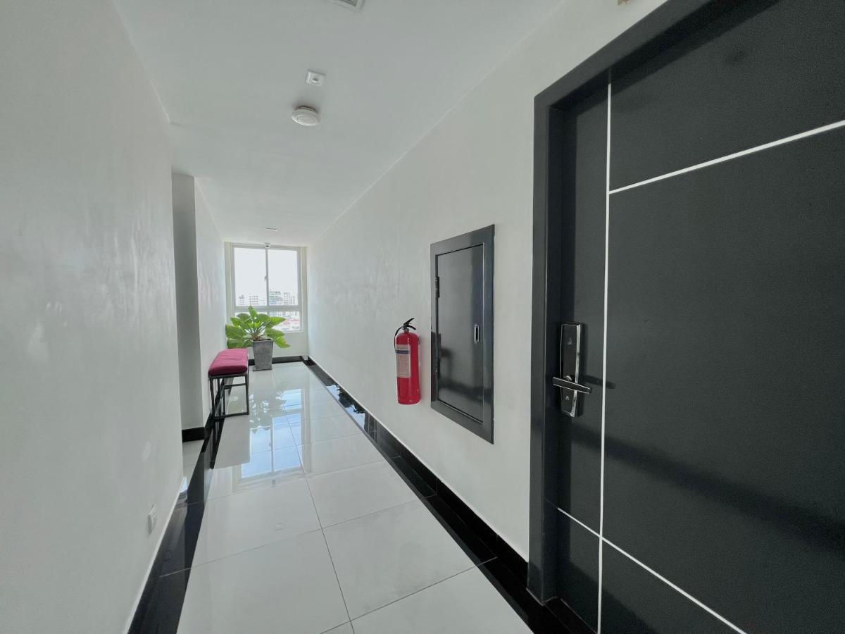Pth Residence Phnom Penh Luaran gambar