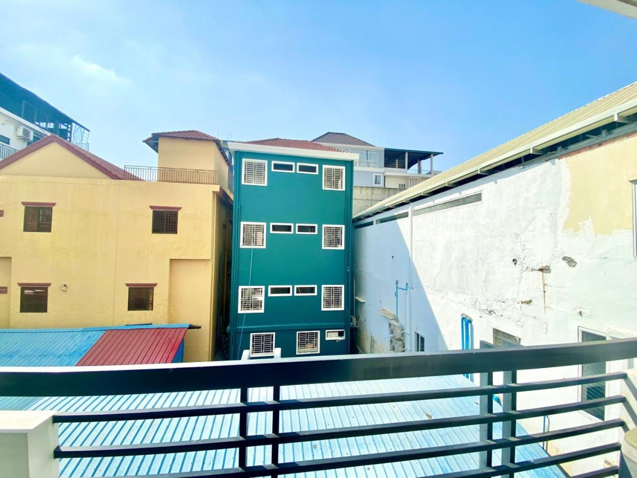Pth Residence Phnom Penh Luaran gambar