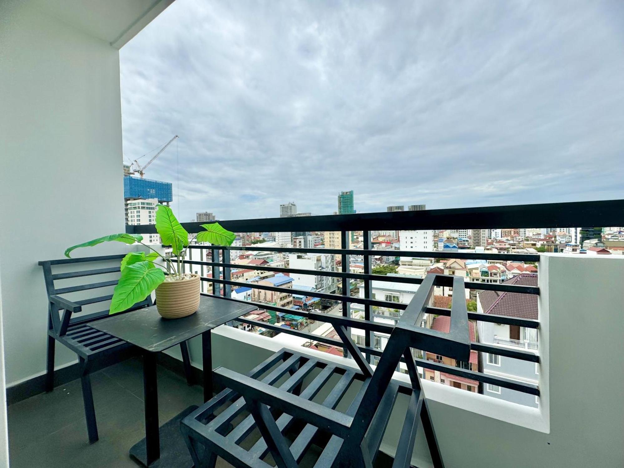 Pth Residence Phnom Penh Luaran gambar